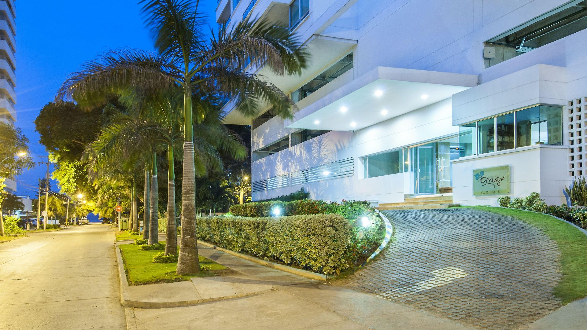 Travelers Orange Cartagena 3*