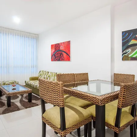 Travelers Orange Cartagena Aparthotel
