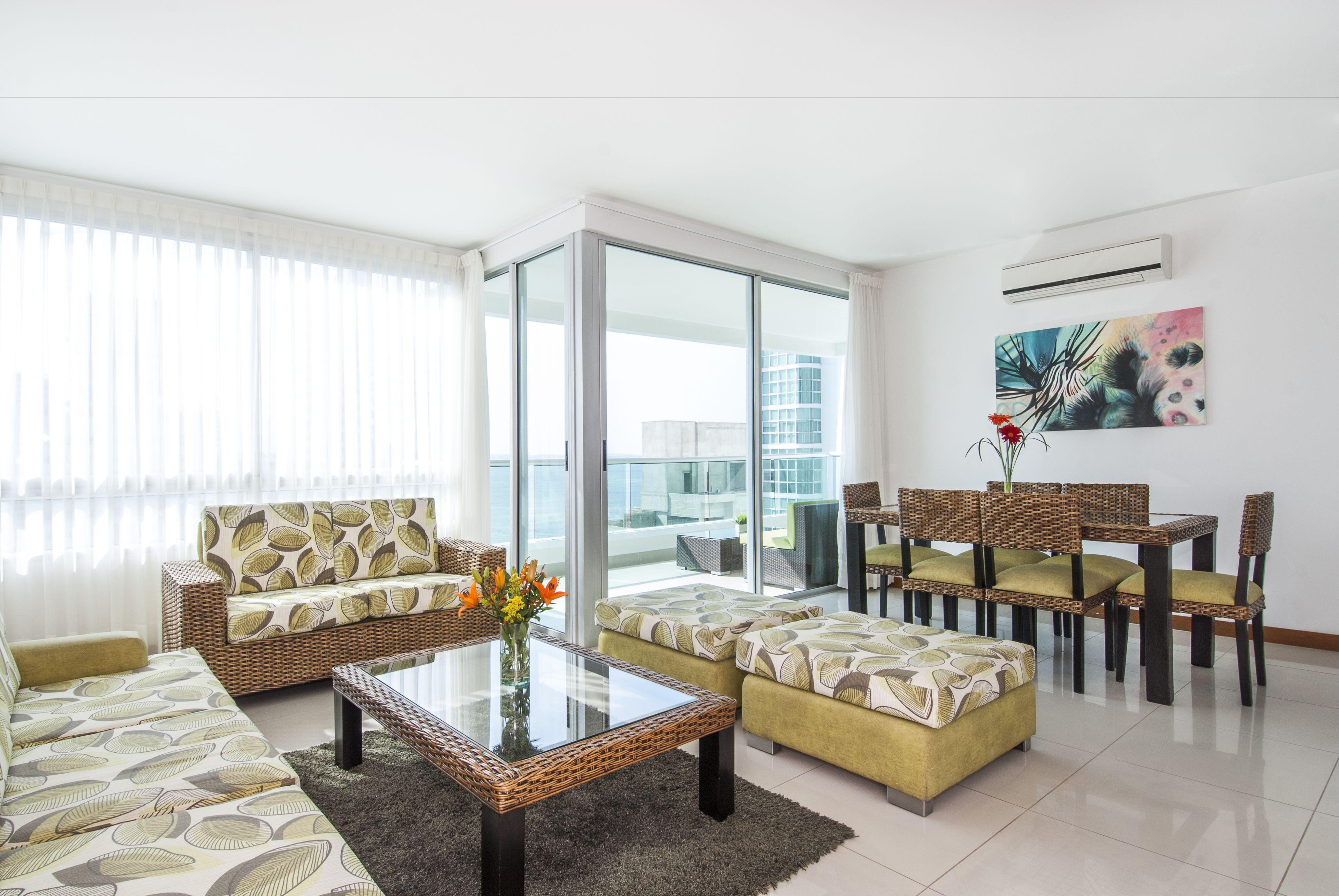 Travelers Orange Cartagena Cartagena