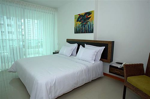 Travelers Orange Cartagena Cartagena